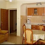 Daire In With Sea View, Terrace, Air Conditioning, Wi-fi *