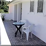 In With Sea View, Terrace, Air Conditioning, Wi-fi Daire