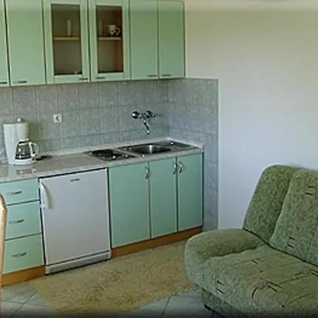 Lägenhet In With Sea View, Terrace, Air Conditioning, Wi-fi
