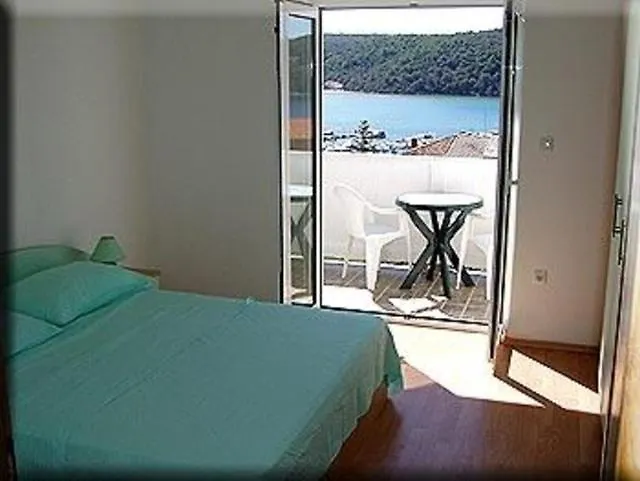 In With Sea View, Terrace, Air Conditioning, Wi-fi *