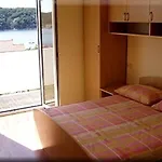 In With Sea View, Terrace, Air Conditioning, Wi-fi Kampor