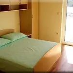 In With Sea View, Terrace, Air Conditioning, Wi-fi Apartament