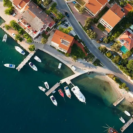 In With Sea View, Terrace, Air Conditioning, Wi-fi Kampor