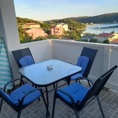 In With Sea View, Terrace, Air Conditioning, Wi-fi * Kampor