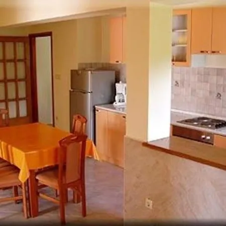 In With Sea View, Terrace, Air Conditioning, Wi-fi Apartment Kampor