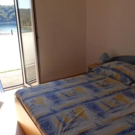 アパート In With Sea View, Terrace, Air Conditioning, Wi-fi *