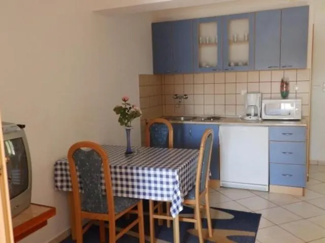 Appartement In With Sea View, Terrace, Air Conditioning, Wi-fi