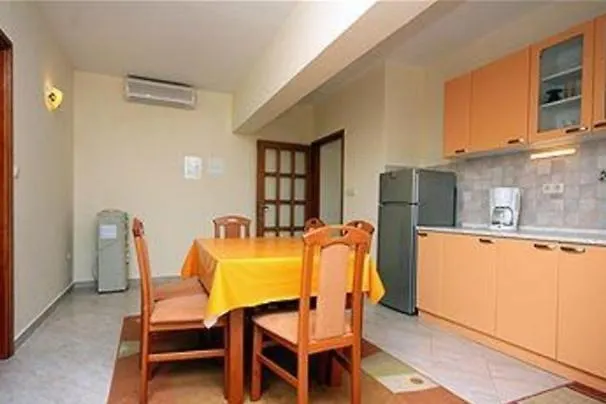 In With Sea View, Terrace, Air Conditioning, Wi-fi Appartement